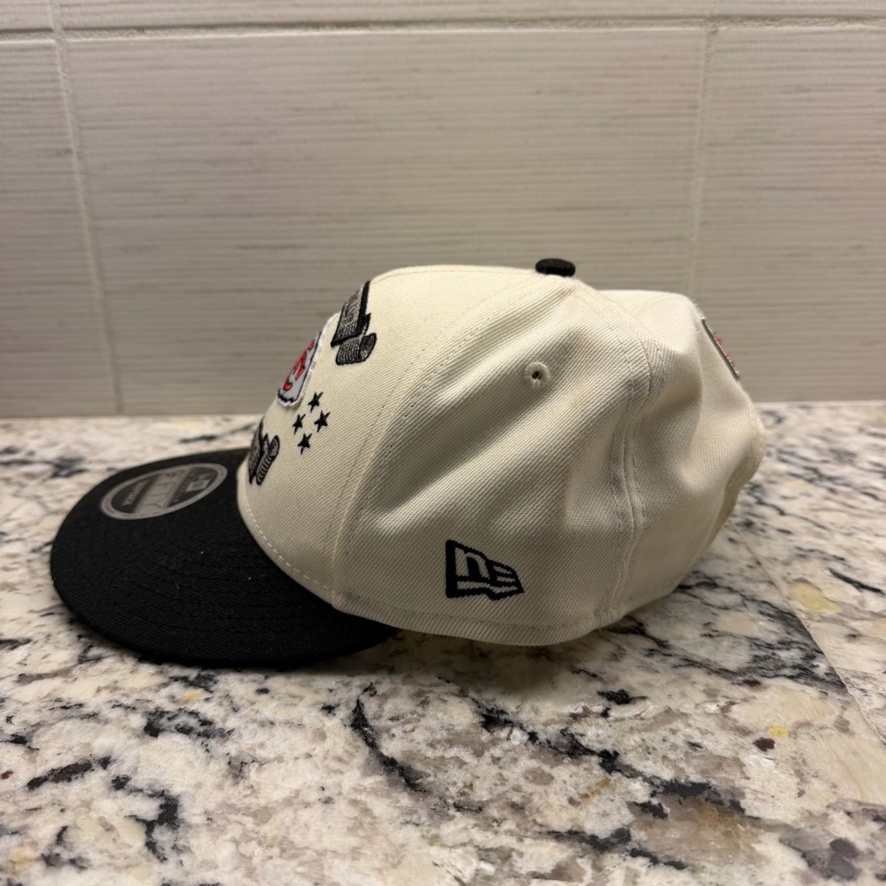 New Era Kansas City Chiefs Cream & Black Super Bowl Champions Snapback - Picture 2 of 5